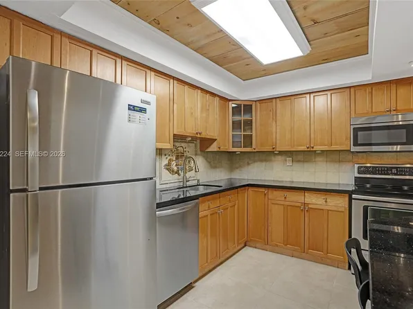 20291 NE 30th Ave APT 112, Aventura, FL 33180