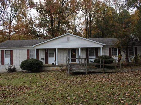 265 Hawkins Ln, Huntingdon, TN 38344