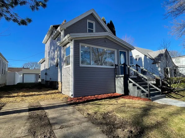 3763 South Rutland AVENUE, Saint Francis, WI 53235