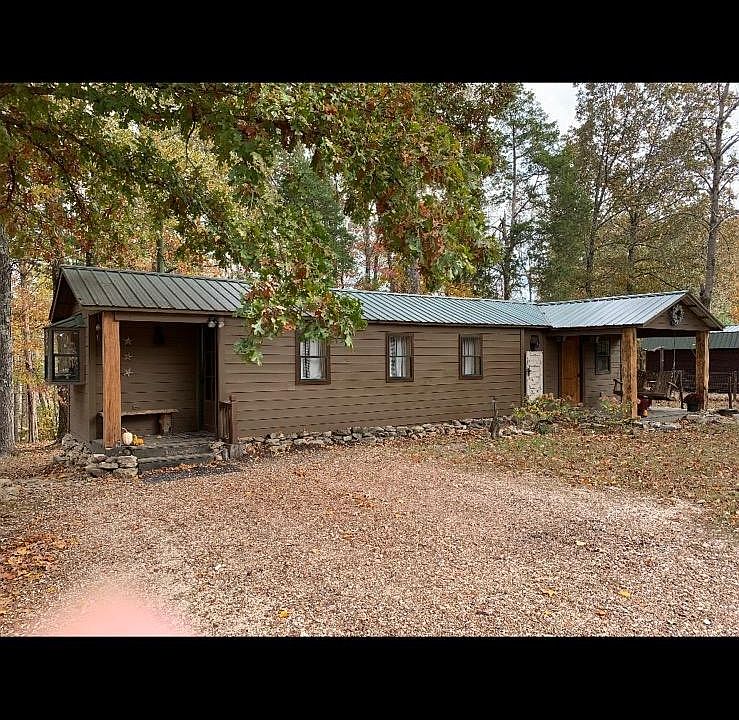 1st image of 223 Whitney Ln E