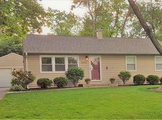 5620 Aubrey Ter, Downers Grove, IL 60516