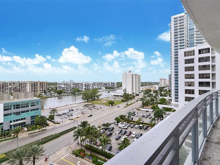 3535 S Ocean Dr #1006 — Photo 32