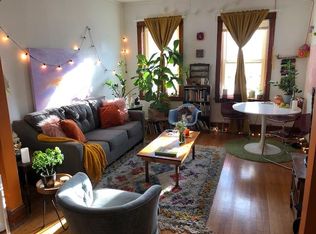 2822 N Springfield Ave #1R, Chicago, IL 60618