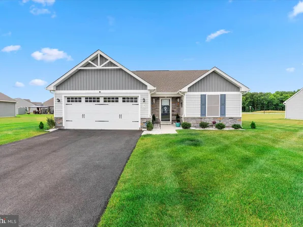 36 Polonius Ln, Dover, DE 19901