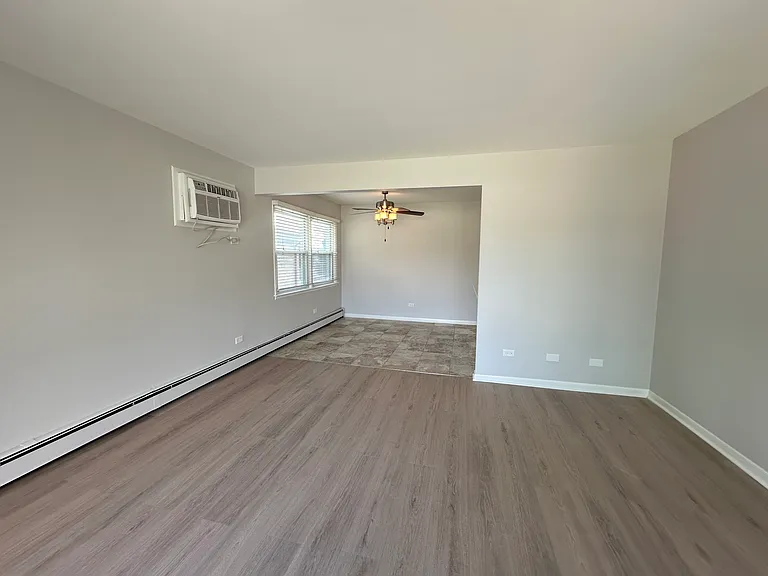 4516 Park Ave — Photo 2