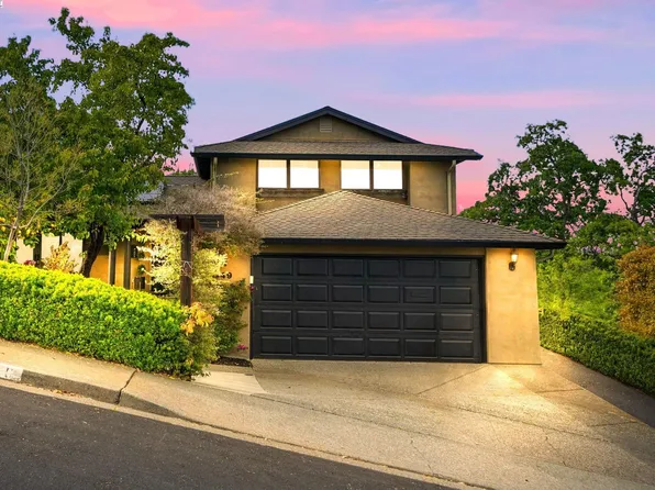 449 La Cresta Dr, Vacaville, CA 95688