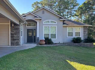 145 Bridgeway, Onalaska, TX 77360