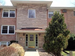 622 W Clark St APT 5, Champaign, IL