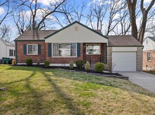 1125 Pinetree Ln, Saint Louis, MO