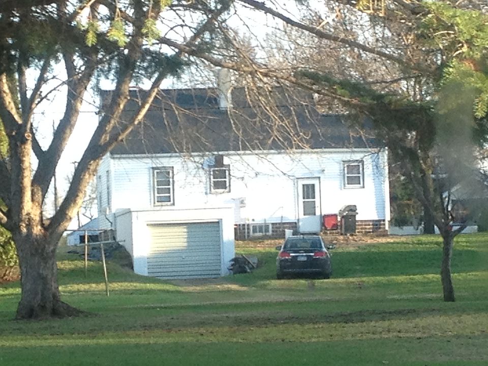 2nd image of 514 E 1st St S