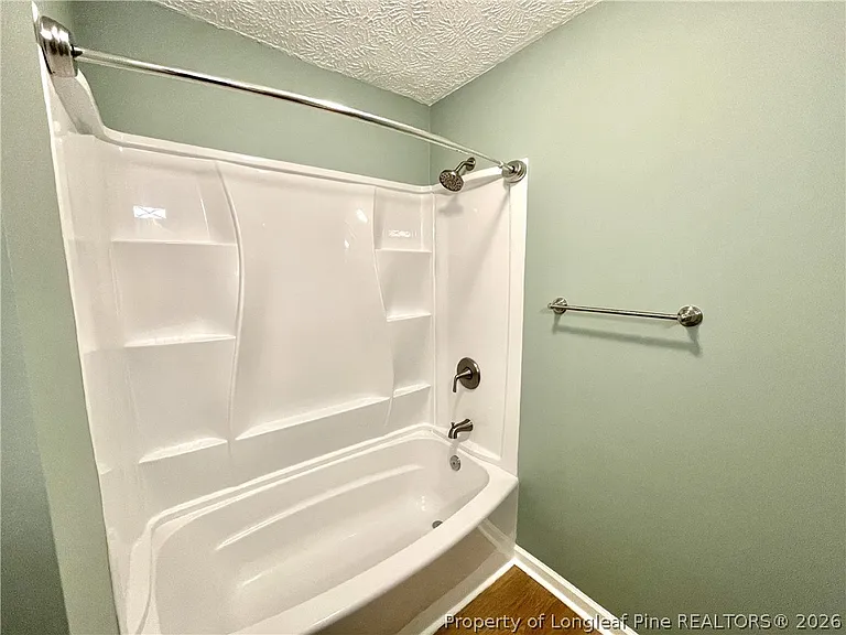 623 Daharan Dr — Photo 18