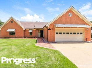 7938 Quito Rd, Millington, TN 38053