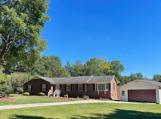 711 Mitchell Ct, Burlington, NC 27217