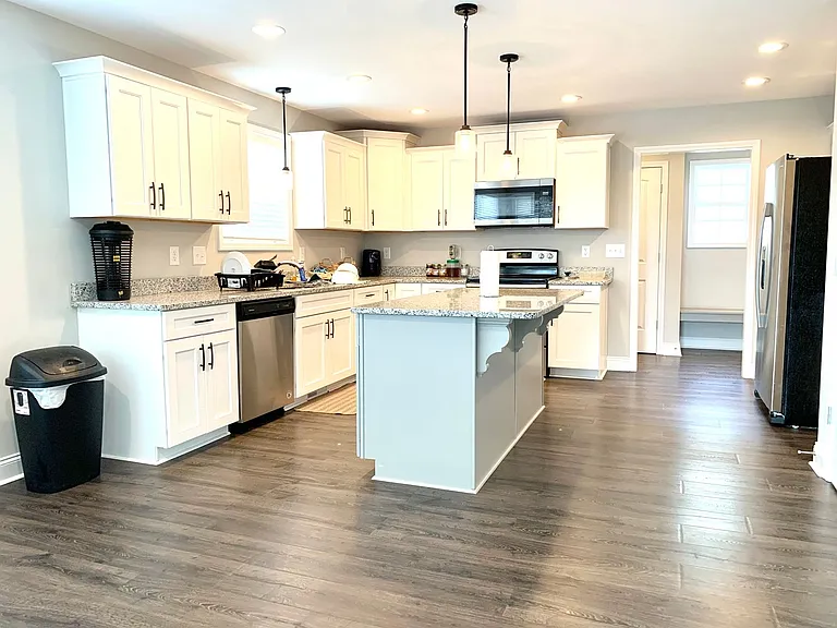 712 Banister Dr — Photo 10