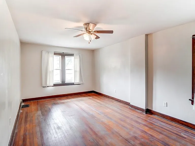 128 Cross St — Photo 11