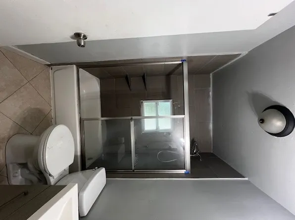 1036 NW 64th St, Miami, FL 33150