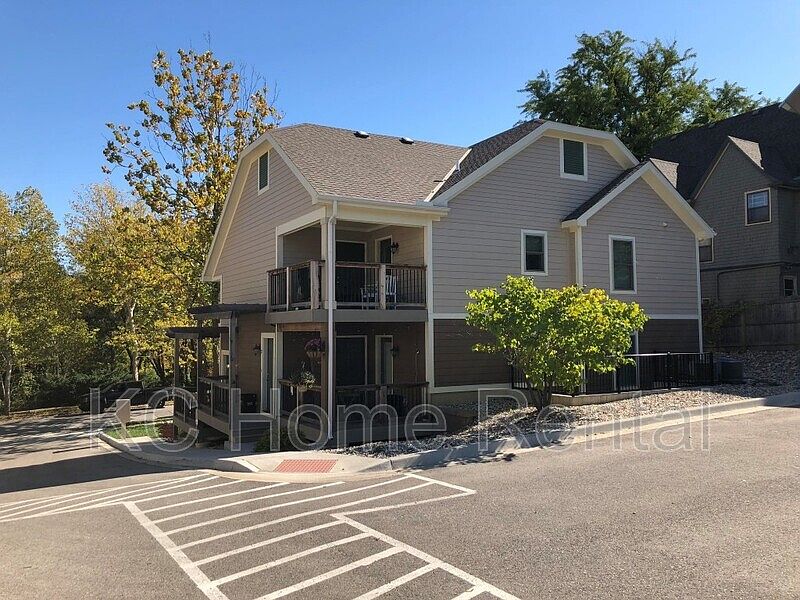 1st image of 3616 Bell St #1