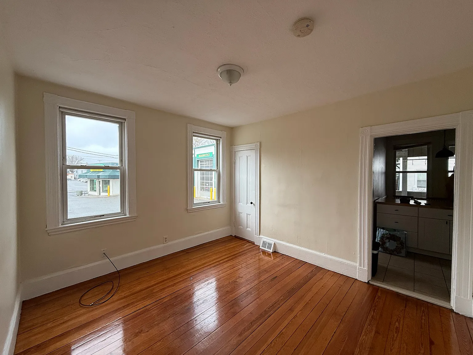 2 bed, 760 sqft, $2,800 — Photo 4