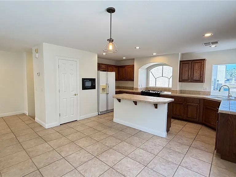 11024 Fintry Hills St — Photo 15