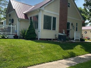 1300 S 24th St, Quincy, IL 62301