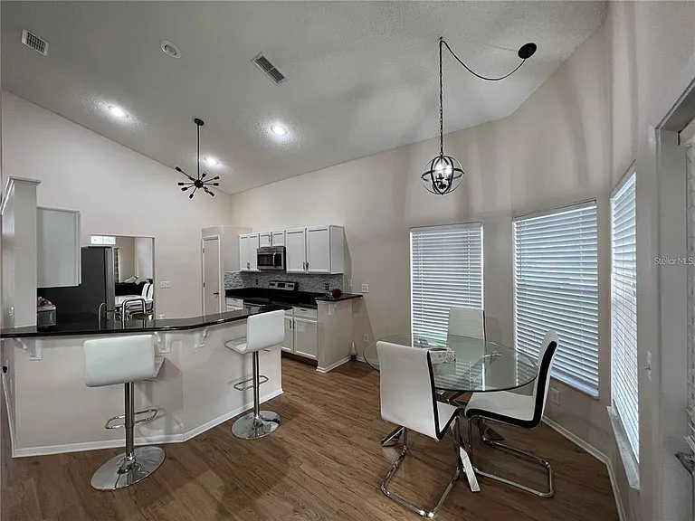 755 Riggs Cir — Photo 10