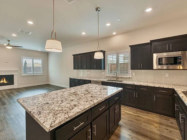 200 Moisant Ct — Photo 16