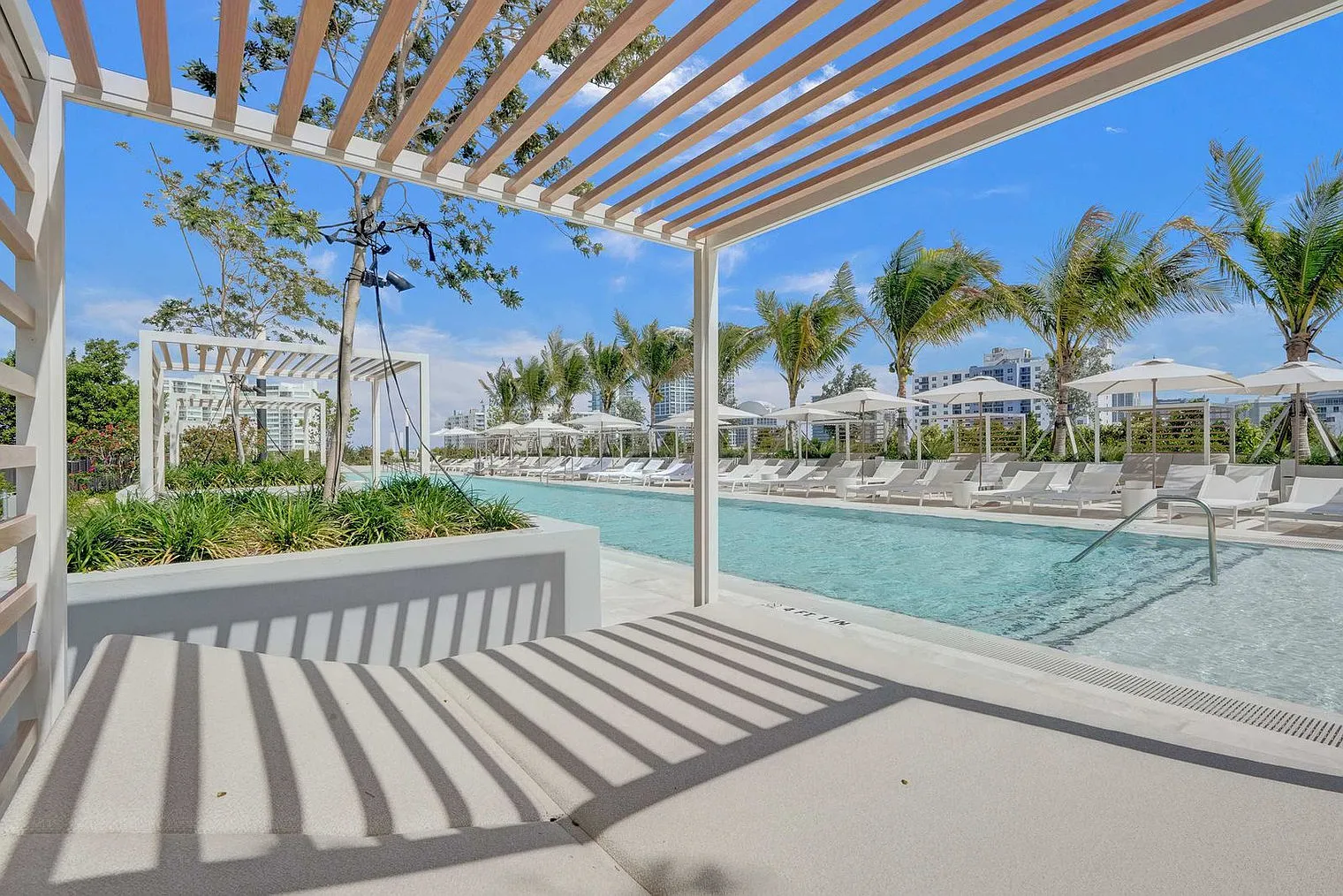 3 bed, 2.0 bath, $11,769 — Photo 3