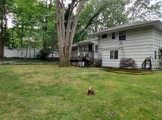 98 Soundview Dr, Port Jefferson, NY 11777