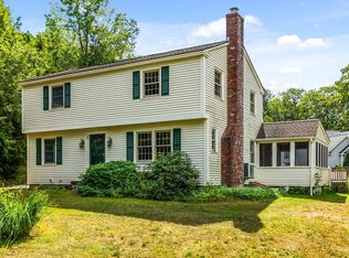 26 Willard Rd, Ashburnham, MA 01430