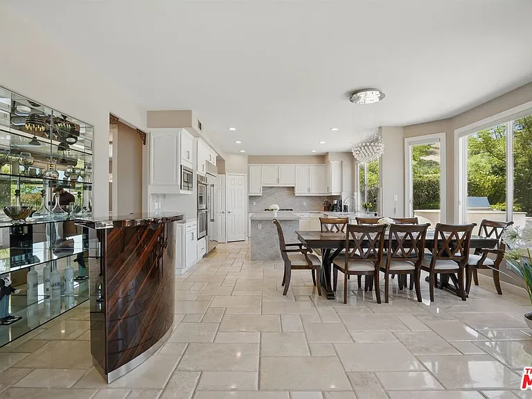 4040 Leighton Point Rd — Photo 16