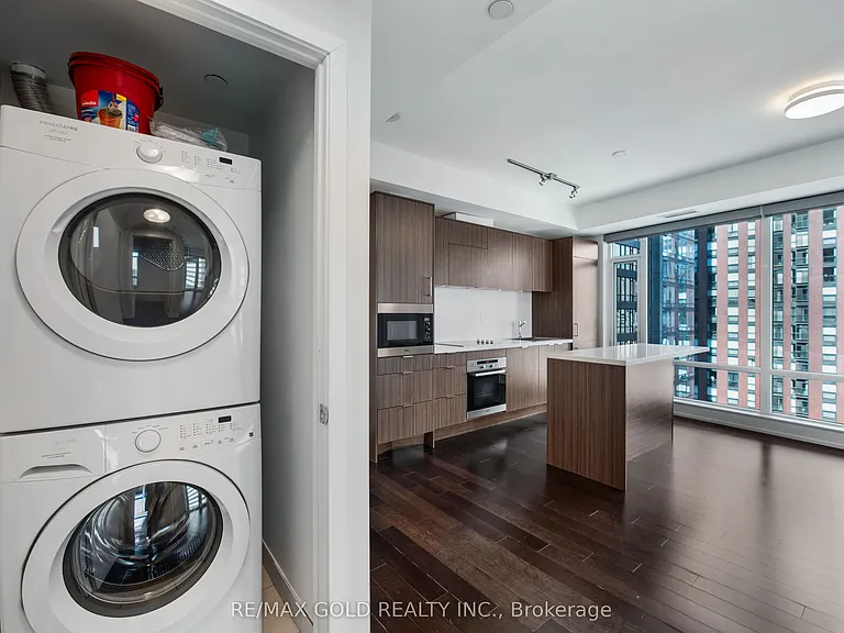 21 Widmer St #2209 — Photo 12