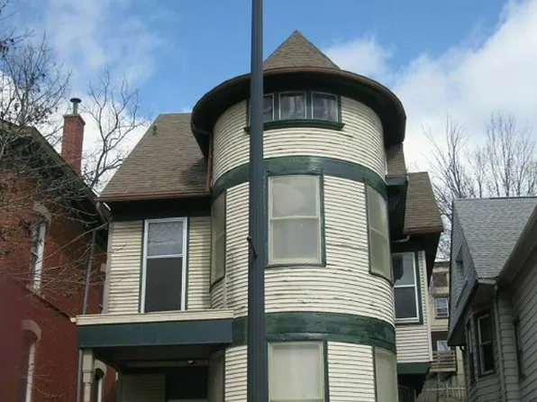 437 Loras Blvd #1, Dubuque, IA 52001