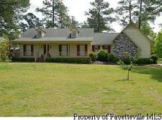 112 E Old Stage Rd, Autryville, NC 28318