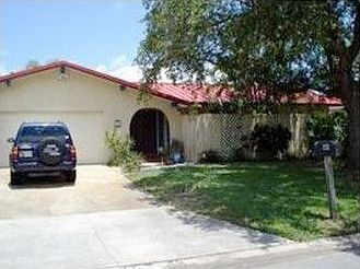 1st image of 40 Yacht Haven Dr