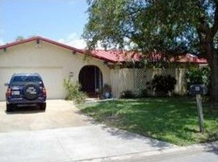 40 Yacht Haven Dr, Cocoa Beach, FL 32931