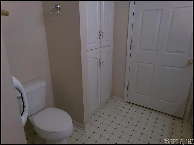1024 Colonial Dr — Photo 19
