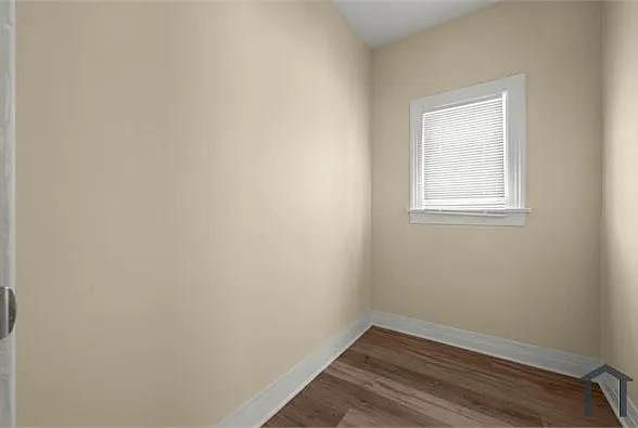 221 Columbia Ave #1 — Photo 4