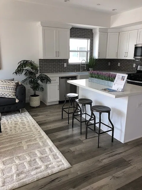 3 bed, 1793 sqft, $3,600 — Photo 4