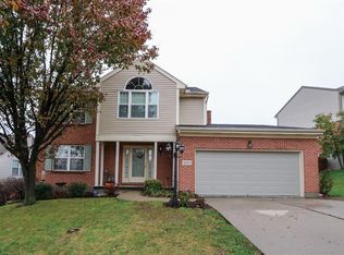 8250 Springleaf Lake Dr, Cincinnati, OH 45247