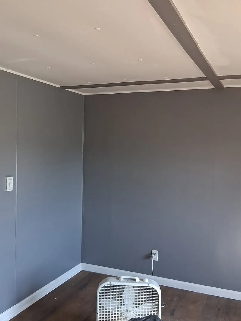 405 Joan Dr — Photo 4