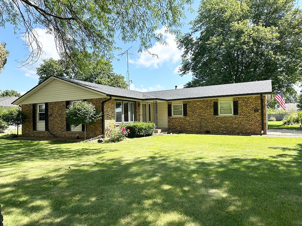 1st image of 1130 Cardinal Dr