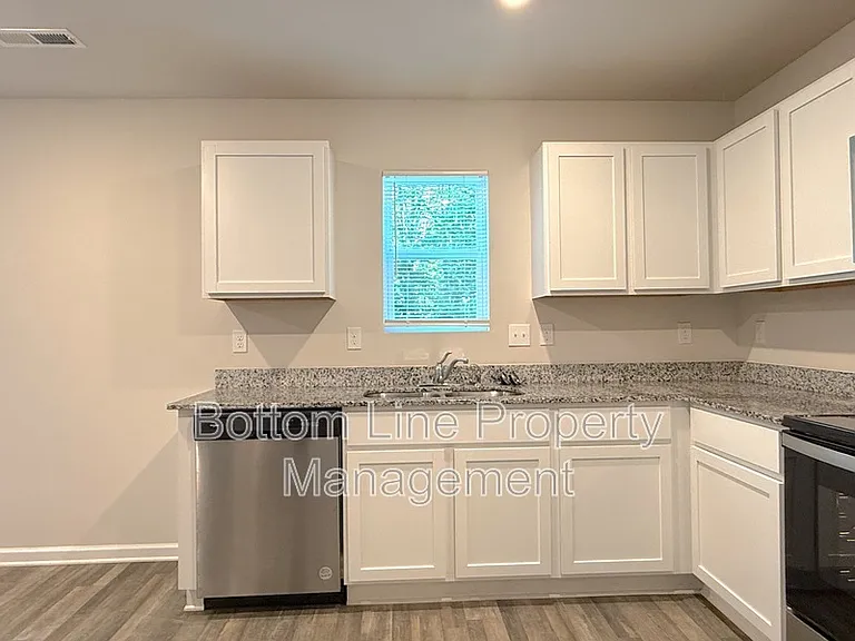 5080 Grain Ct — Photo 11