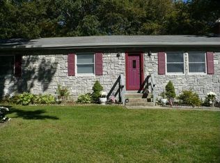 5 Nord Park Blvd, Middle Island, NY 11953