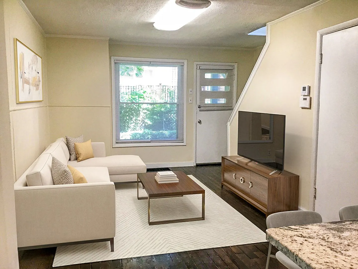 3 Bedrooms, 1 Full Bathroom + 3 Free Off-Street Parking Spaces Single Family House! Showing Now F... — Photo 1