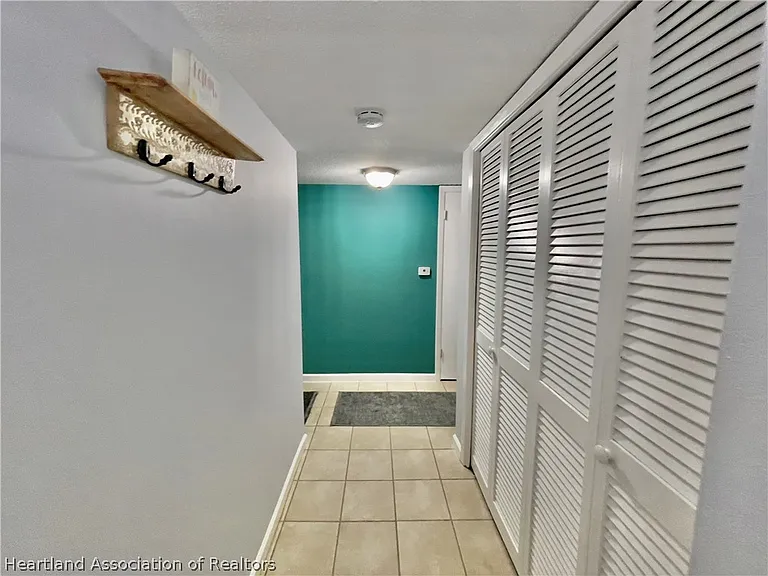 1801 Lakeview Dr #309 — Photo 7