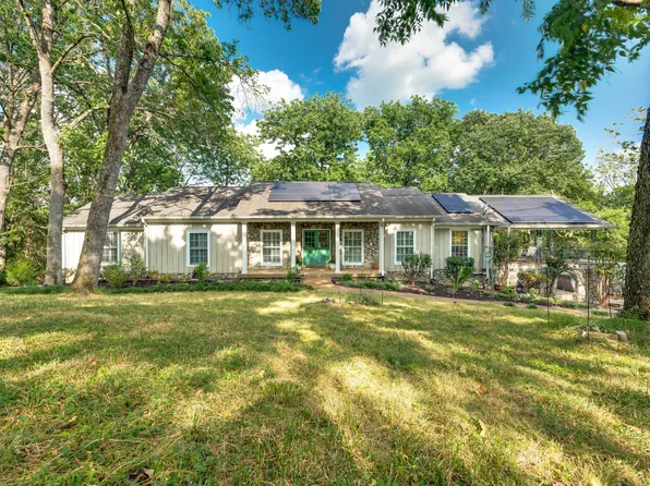 880 Hillhaven Ct, Nashville, TN 37220