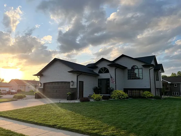7712 W Regina St, Sioux Falls, SD 57106