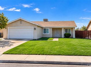 7507 Cross Glade St, Bakersfield, CA 93307