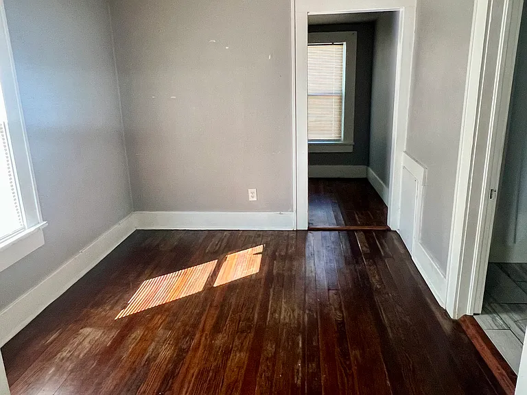 802 S Xanthus Ave — Photo 10