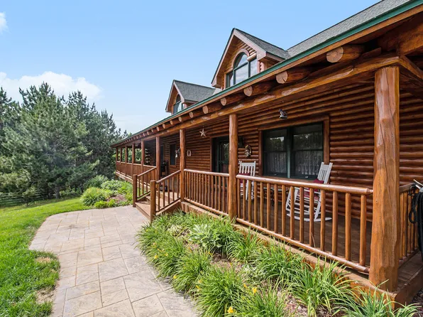 150 Irontone Springs Trl, Gaylord, MI 49735